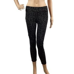 LOFT Petites Skinny Pants Size XXSP Gray Leopard Print Pull On